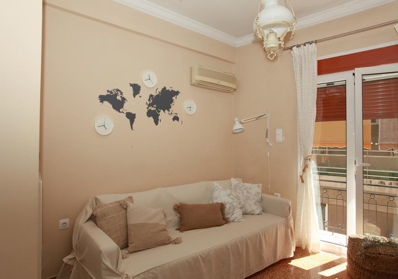 A Skip Away From The Acropolis Museum - 1 Bdrm Apartment Athens Luaran gambar