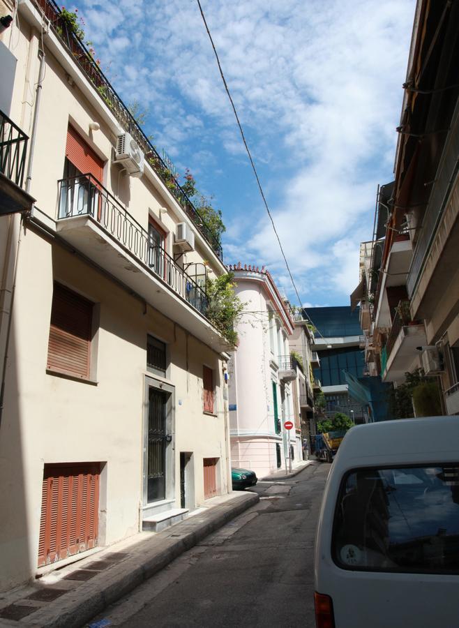 A Skip Away From The Acropolis Museum - 1 Bdrm Apartment Athens Luaran gambar